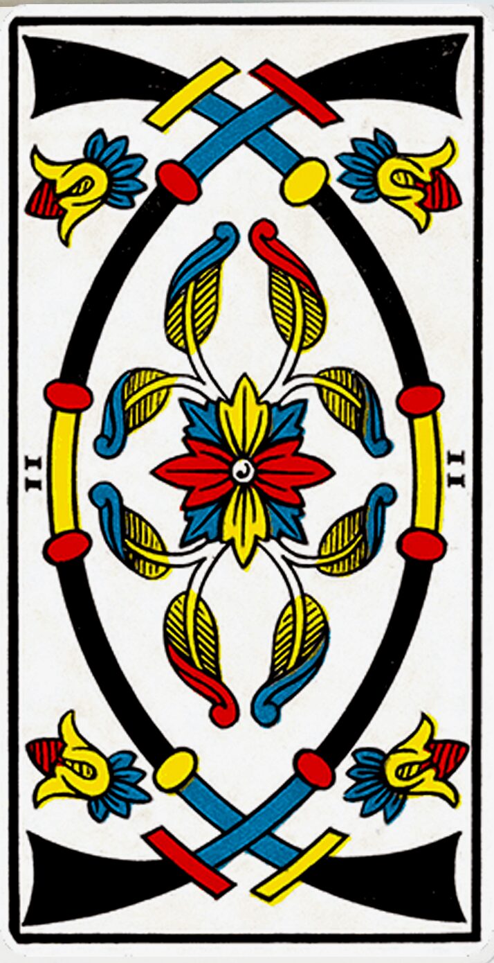 découvrez la signification de l'épée dans le tarot, symbole de pensée, justice et clairvoyance, et comment elle influence les tirages.