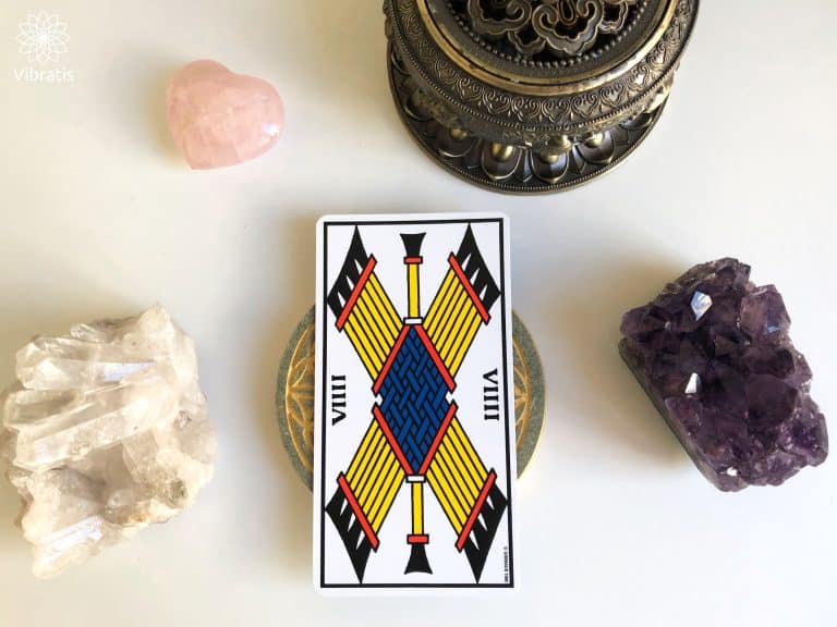 découvrez la signification des bâtons dans le tarot, un guide essentiel pour les débutants souhaitant comprendre cette suite symbolique et son interprétation.