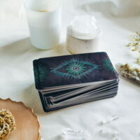 découvrez les secrets du tarot chinois, une méthode ancestrale de divination pour mieux comprendre votre destinée et guider vos choix.