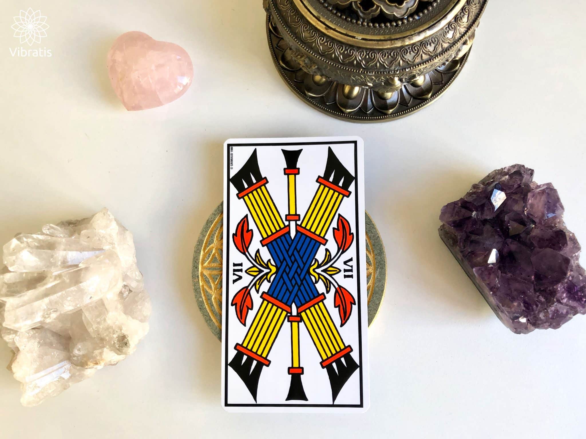 découvrez la signification et l'énergie de l'as de bâton dans le tarot, symbole de créativité, d'initiative et de nouveau départ.